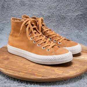 Converse Women’s Chuck Taylor All Star Brown Leather Boots Size 9.5